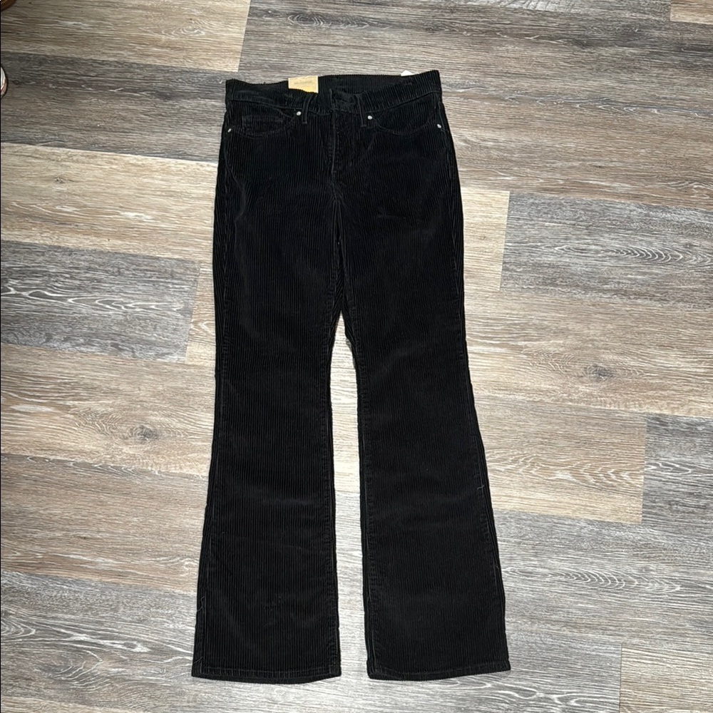 NWT Levis Women's Black Corduroy Jeans